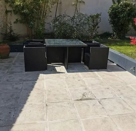 Et élégant De Centre *